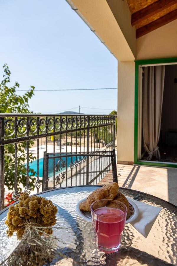 Marcelovi Dvori Bed and Breakfast Pirovac Buitenkant foto