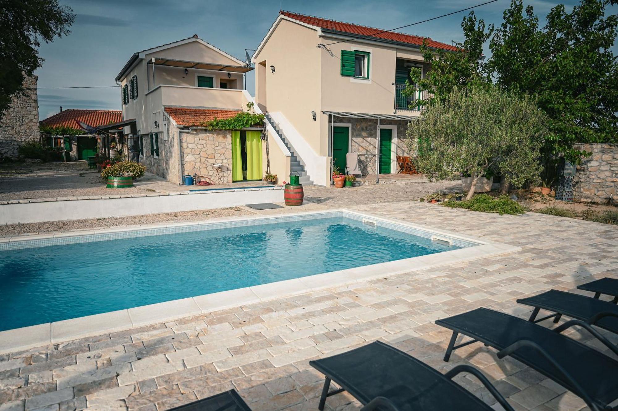 Marcelovi Dvori Bed and Breakfast Pirovac Buitenkant foto